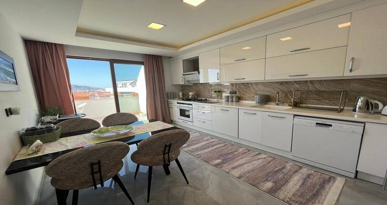 Luxury 3+1 and studio apartment in Oba